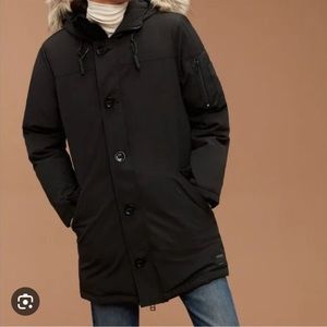 ARITZIA TNA OSLO PARKA SIZE SMALL